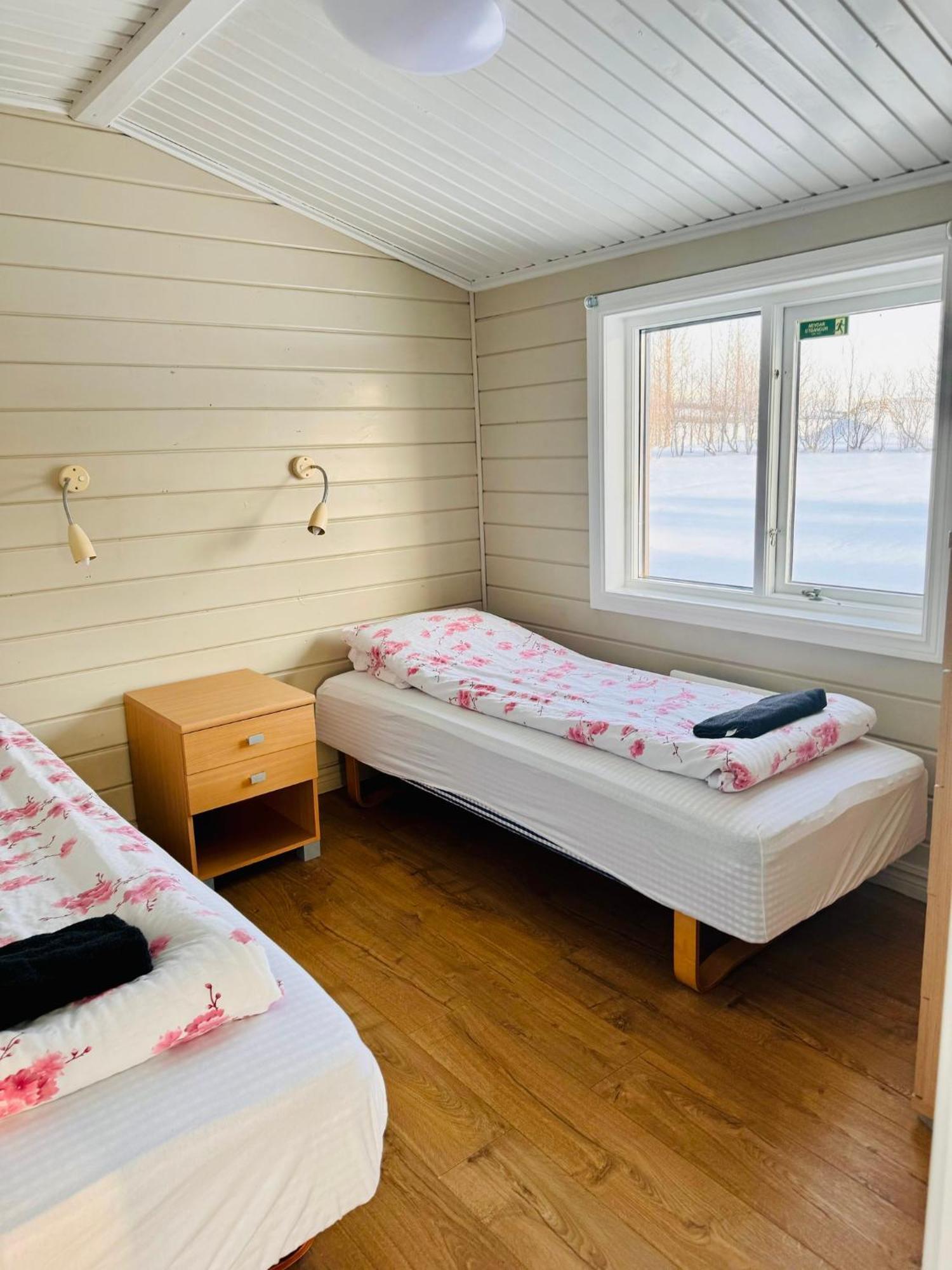 Hellisholar Cottages Hvolsvöllur Eksteriør bilde